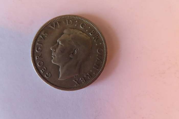 Great Britain George VI Two Shilling Coin. 1946