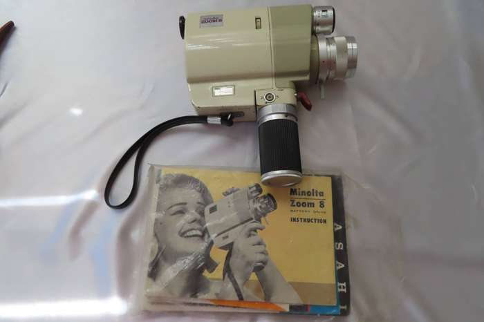 Vintage Minolta Zoom 8mm Movie Camera in Leather Case.