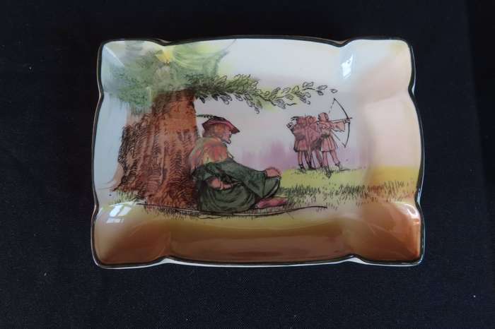 Royal Doulton Series Ware Under the Greenwood Tree - D6094 Pin or Soap Dish.