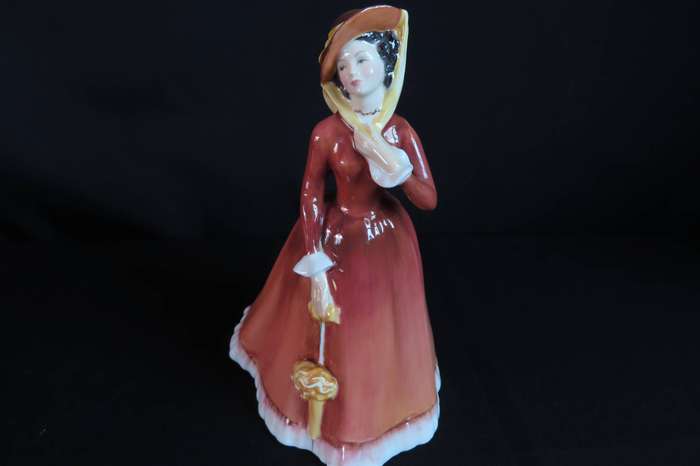 Royal Doulton Figurine Julia HN2705