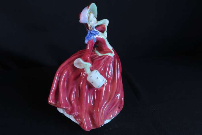 Royal Doulton Autumn Breezes HN 1934.