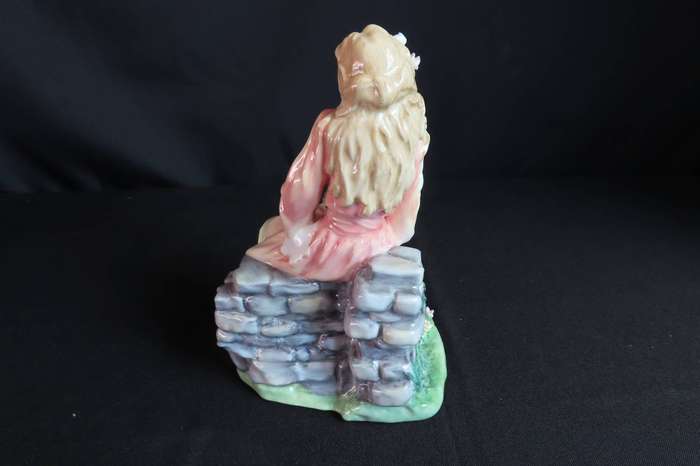 Royal Doulton Figurine Shakespear Ladies Series Limited Edition Ophelia HN 3674