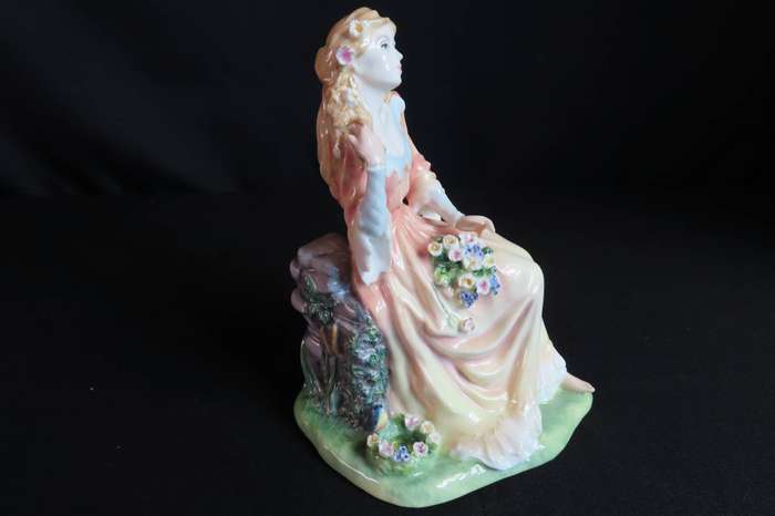 Royal Doulton Figurine Shakespear Ladies Series Limited Edition Ophelia HN 3674