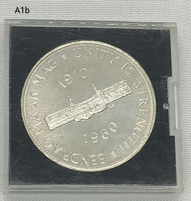 1960 Crown - 5 shillings - Union of South Africa - .500 silver - in perspex holder