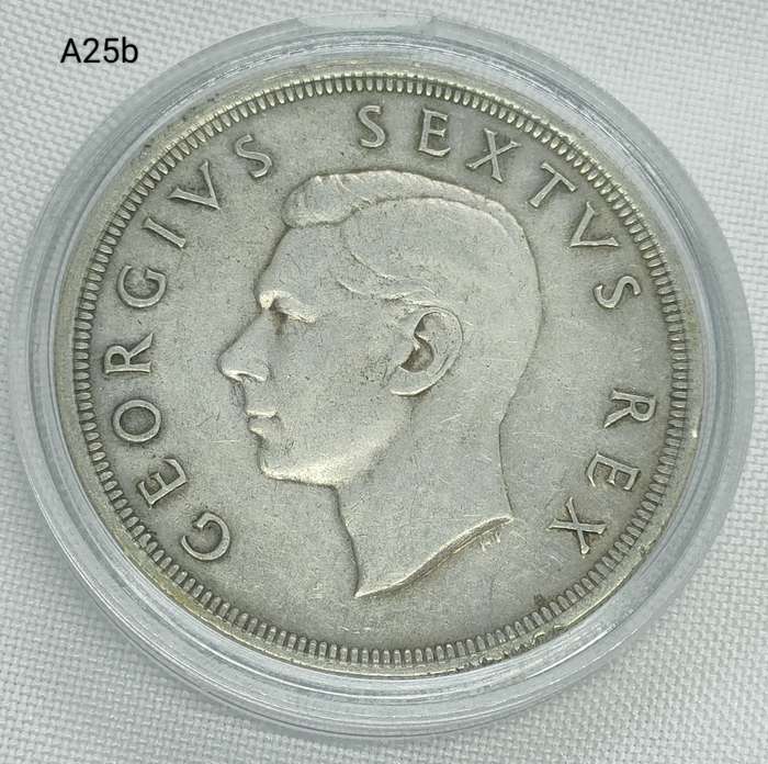 1948 Union of SA Crown - 5 shillings - .800 silver - in capsule