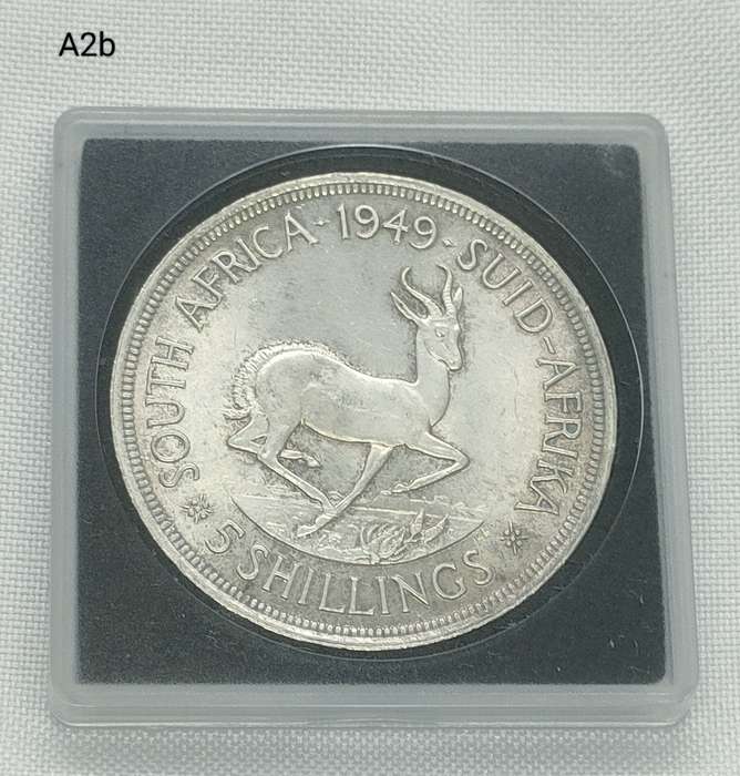 1949 Crown - 5 shillings - Union of South Africa - .800 silver - in perspex holder