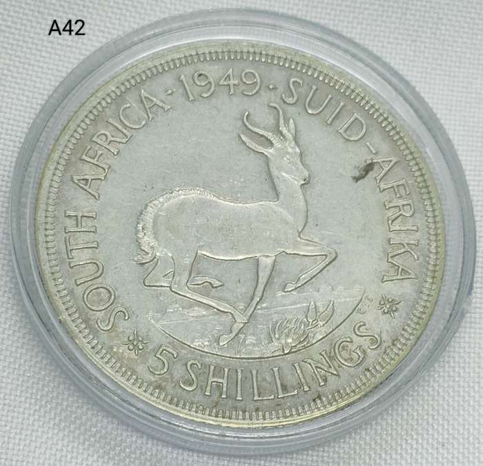 1949 Union of SA Crown - 5 shillings - .800 silver - in capsule