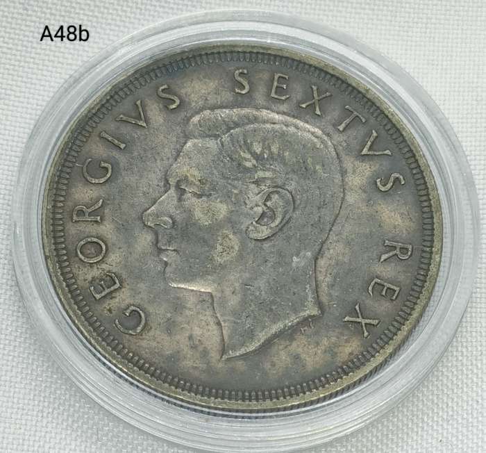 1948 Union of SA Crown - 5 shillings - .800 silver - in capsule