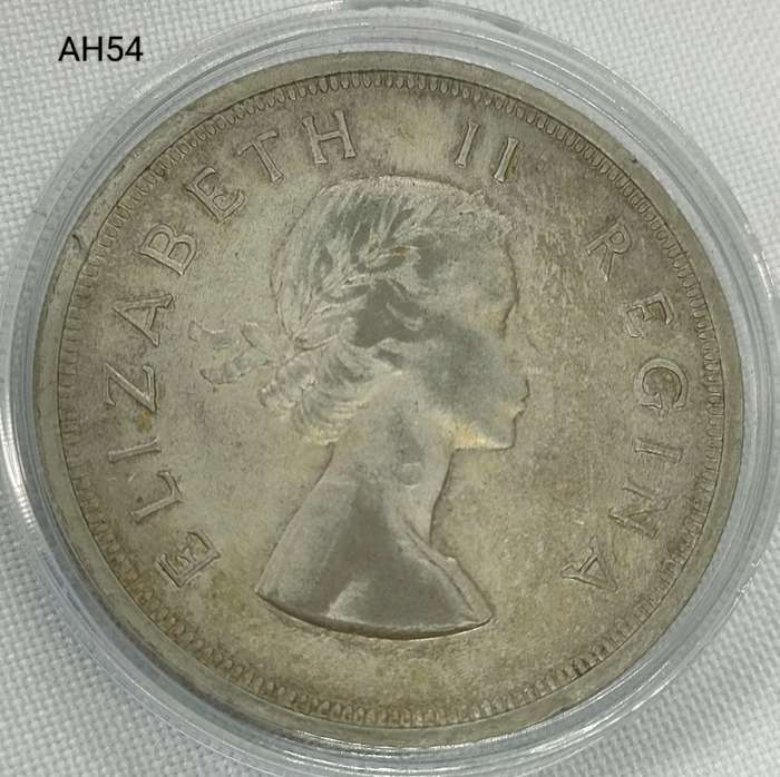 1958 Union of SA crown - 5 shillings - .500 silver - in capsule