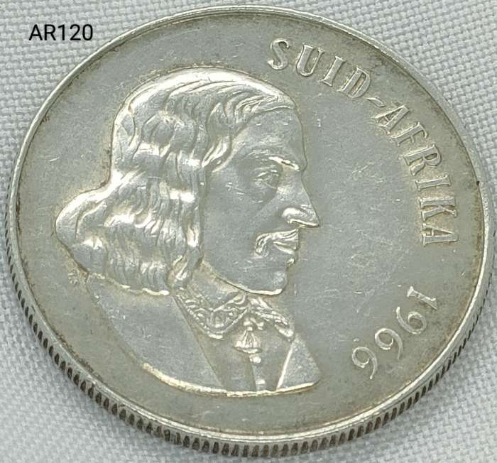 1966 RSA - R1 - .800 silver - in capsule