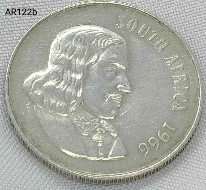 1966 RSA - R1 - .800 silver - in capsule