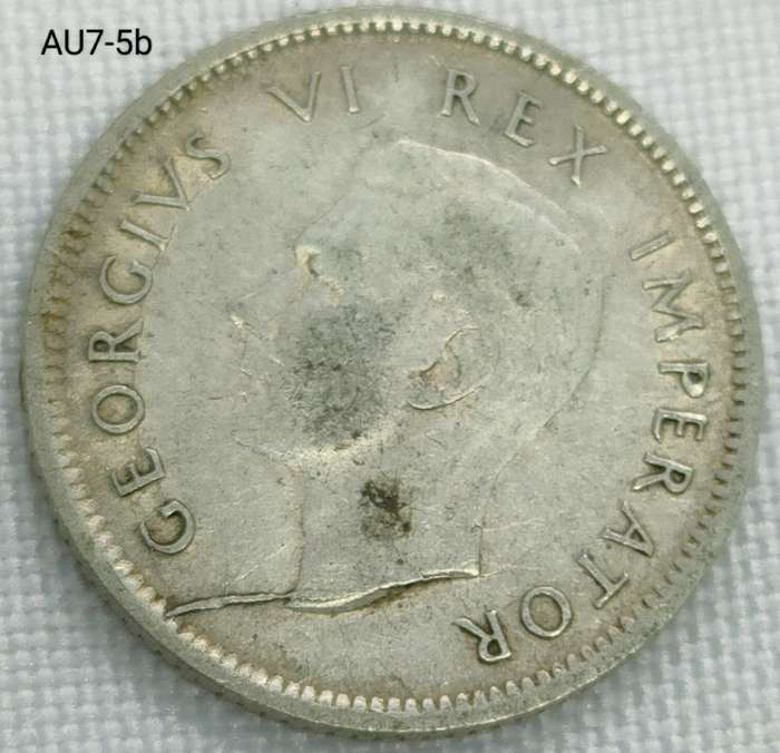 1942 Union of SA sixpence - .800 silver coin
