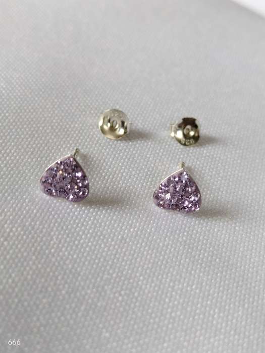 New Sterling Silver Austrian Crystal earrings: Gorgeous Heart shape design