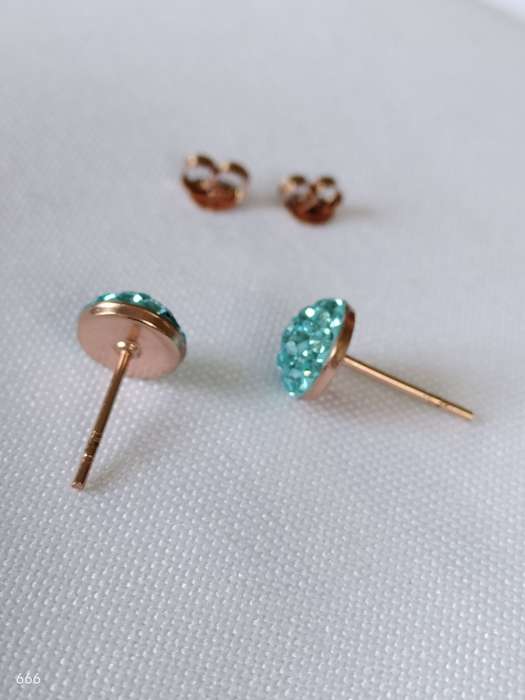 New Sterling Silver with Rose Gold overlay Austrian Crystal earrings: Gorgeous design