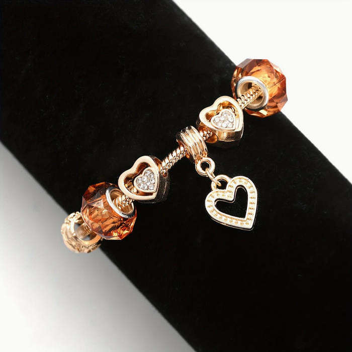 Charm Bracelet with Heart Pendant