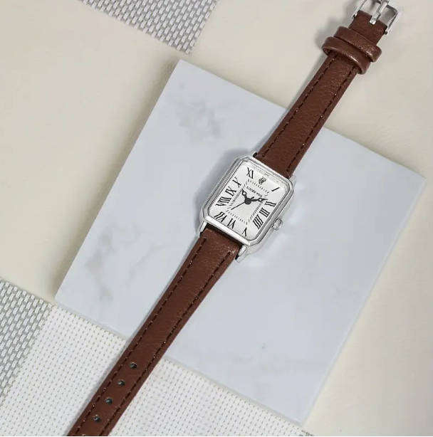 Vintage Style Quartz Wrist Watch - Brown Strap