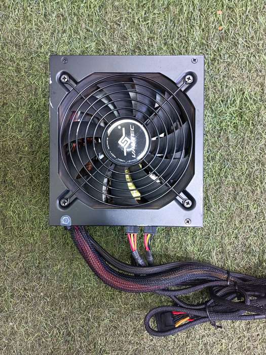 800Watts Power supply/Vantec iON2