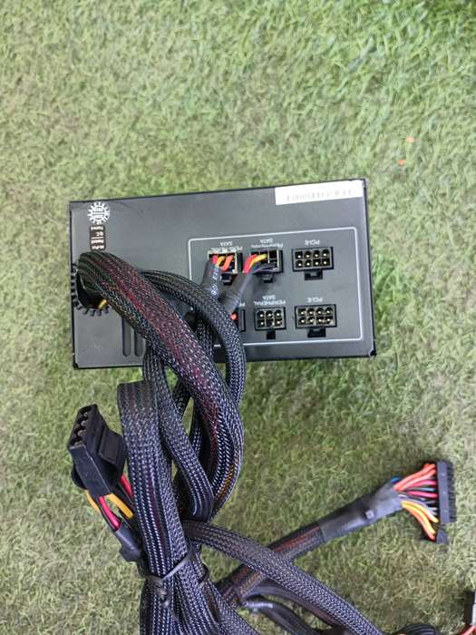 800Watts Power supply/Vantec iON2