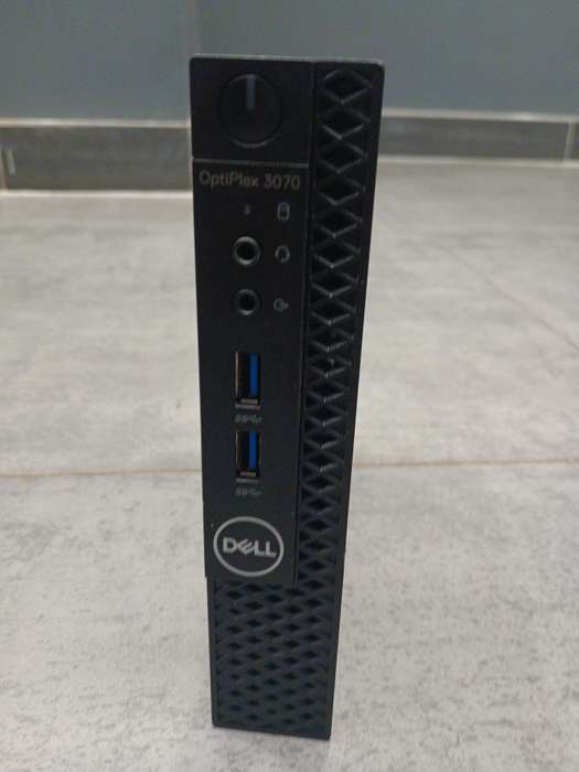 Dell optiplex 3070 Micro/Core i5 9th gene CPU/8GB Memory/256GB Nvme
