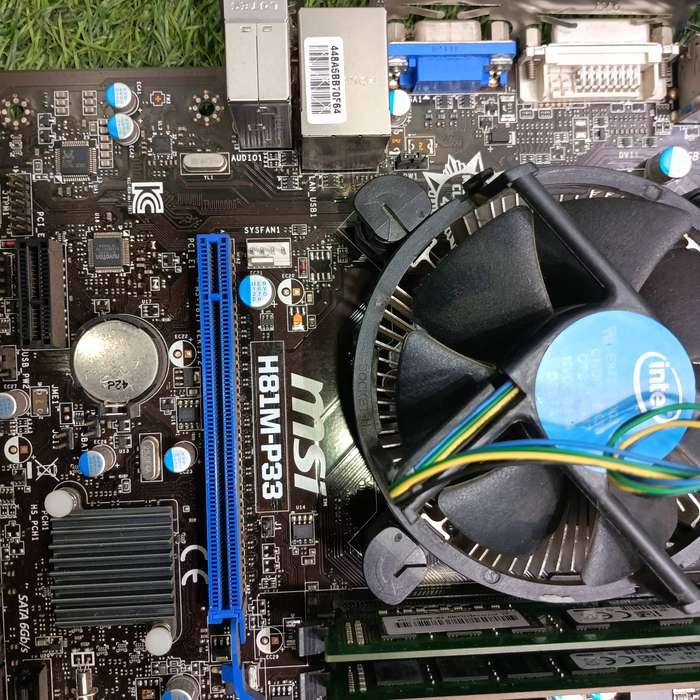 Core i7 Motherboard & Processor/ i7 4790/16gb Memory/1GB Graphic Card