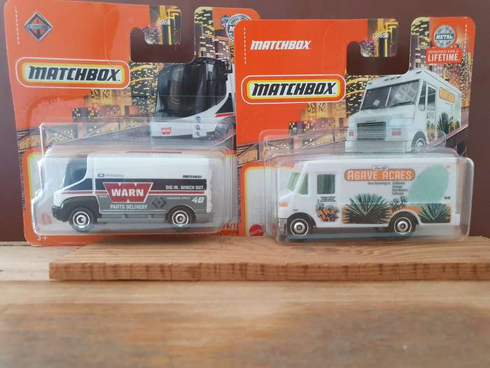 MATCHBOX   DELIVERY VANS   2 X