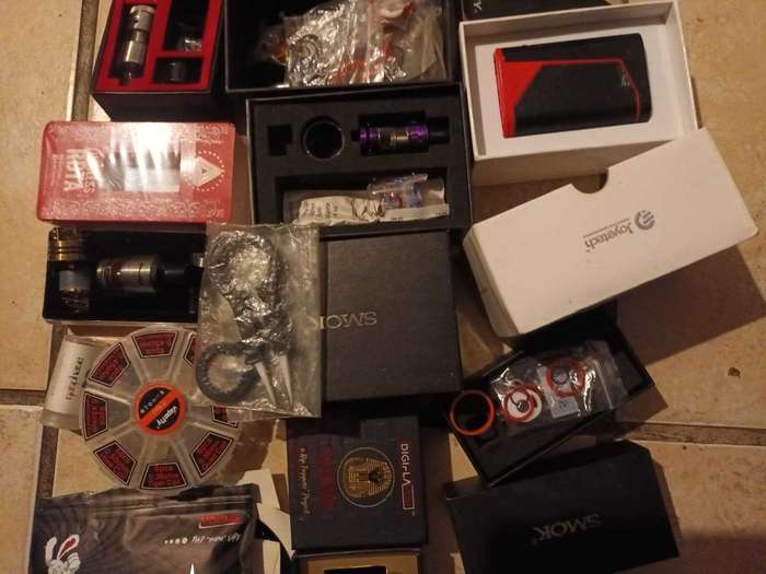 Secondhand vapes, e-cigarettes, rebuildable tanks, RDTA, Limitless, Joutech, Pharoah, Smok