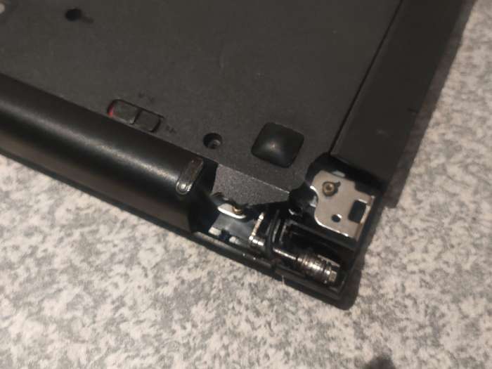 Lenovo B50 Intel Core i3 Laptop for Spares OR Rebuild for Repairs