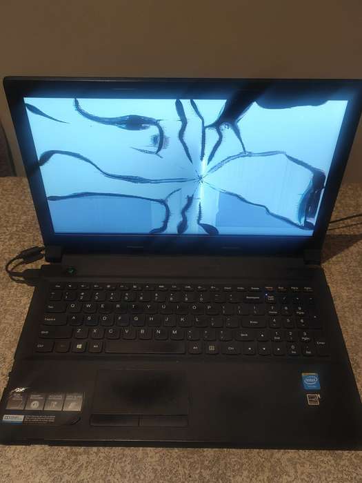 Lenovo B50 Intel Core i3 Laptop for Spares OR Rebuild for Repairs