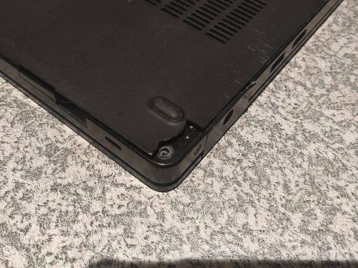 Dell Latitude 5590 Intel Core i7 8650U CPU 8GB DDR4 RAM 256GB M.2 NVMe SSD Windows 11 PRO