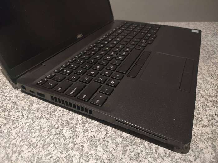 Dell Latitude 5501 Intel Core i7 9850H CPU 8GB DDR4 RAM 256GB M.2 NVMe SSD NVidia Graphics Win 11