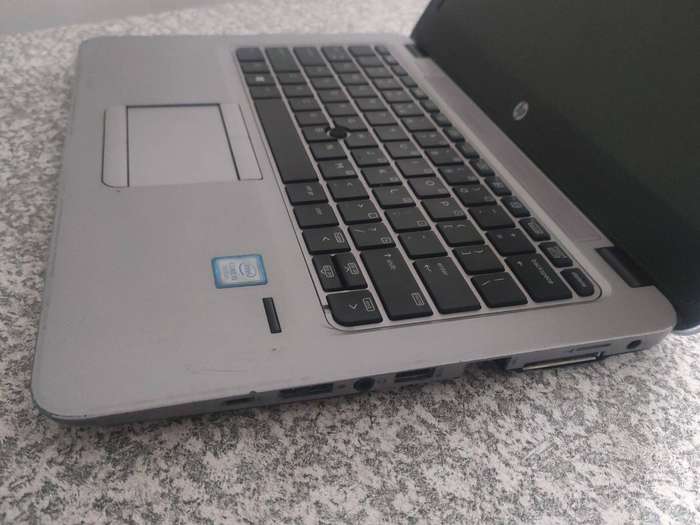 HP Elitebook 840 G4 14" Display Intel Core i5 7th Gen Processor for SPARES/REPAIRS