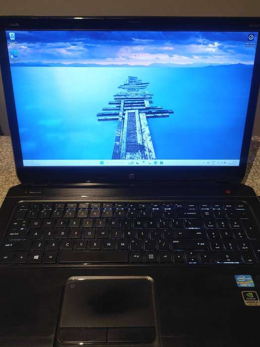 HP Envy Gaming 17.3" Display Intel Core i7 Processor 8GB Ram 256GB SSD GT 630 GPU New Battery Fitted