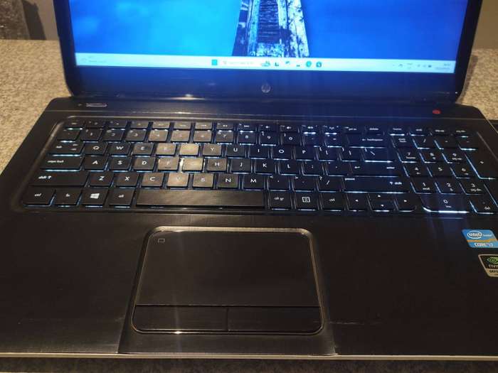 HP Envy Gaming 17.3" Display Intel Core i7 Processor 8GB Ram 256GB SSD GT 630 GPU New Battery Fitted