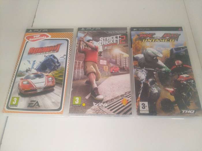 3x PSP Game Bundle (Mixed)