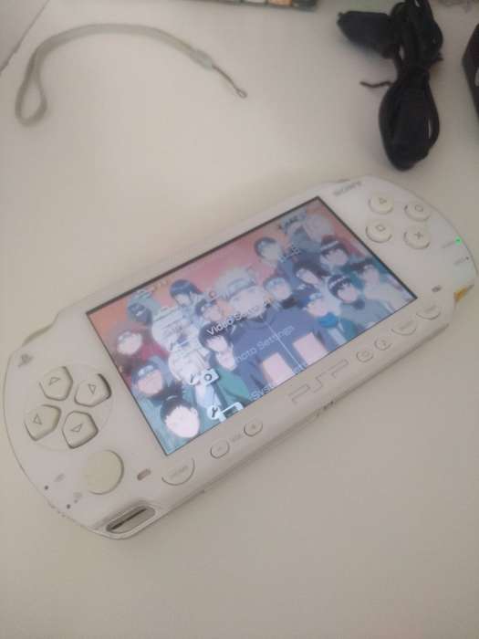 PSP Console (1004 Model - White Edition) + 10 Games