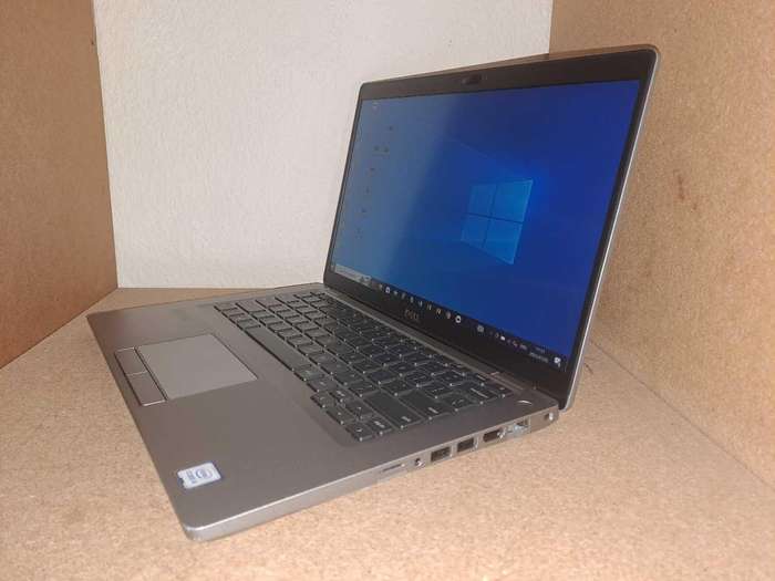 Demo laptop with 16gb ram+512gb ssd