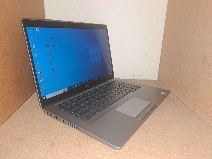 Demo laptop with 16gb ram+512gb ssd