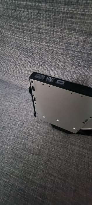 Hewlett Packard HP - AD-7561S - CD/DVD±RW / DVD-ROM/RAM SATA Drive