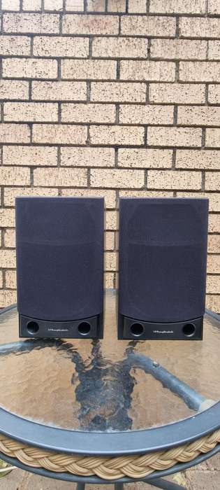 Wharfedale (Xarus 1000 Xarus 1000) bookshelf/ surround speakers Pair