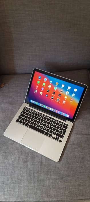 Mid 2014 MacBook Pro 13"| Core i5@2.8ghz, 8GB Ram, 128GB SSD mac its in good looking