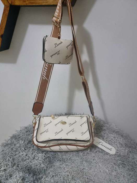 Elegance in Every Detail The Perfect Mini Crossbody Bag for Ladies