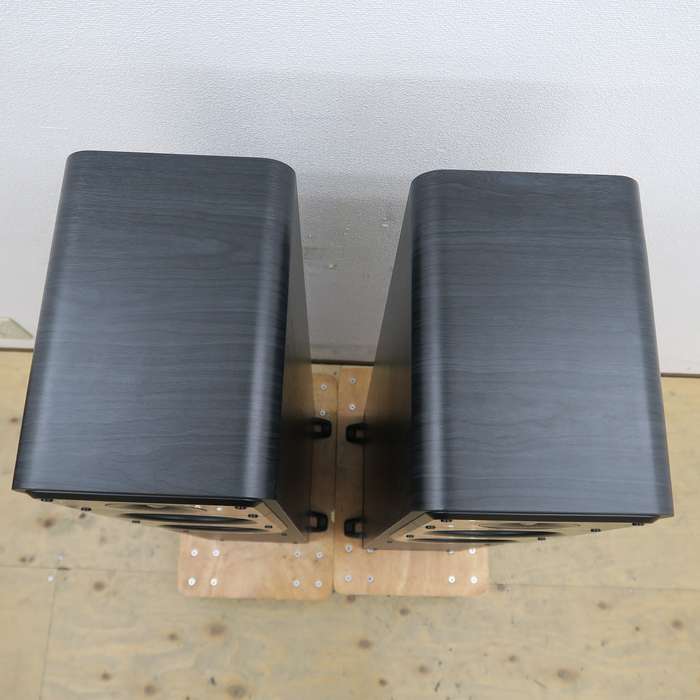 PolkAudio Signature Elite ES50 Floor-Standing Speakers pair
