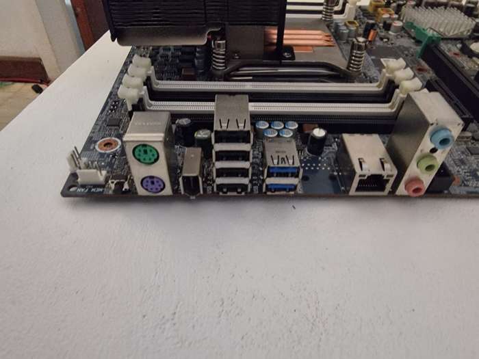 Combo HP Z420 Server MotherBoard with Intel Xeon E5-1603 CPU and CPU Cooler 2 available