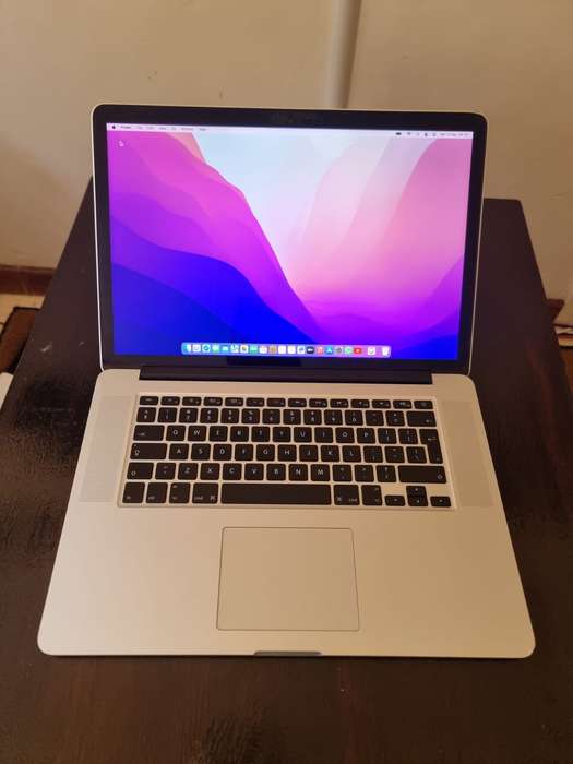 MacBook Pro (Retina, 15-inch, Mid 2015) Model, Core i7 Quad-Core CPU, 16GB Ram, 512GB SSD