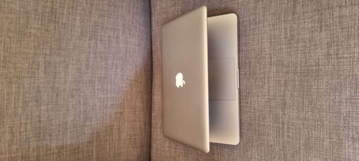 MacBook Pro 13" (Mid 2012) Core i5 @2.5GHz, 16GB Memory, 1TB SSD