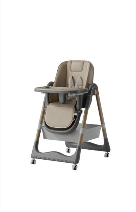 Foldable baby chair with adjustable height