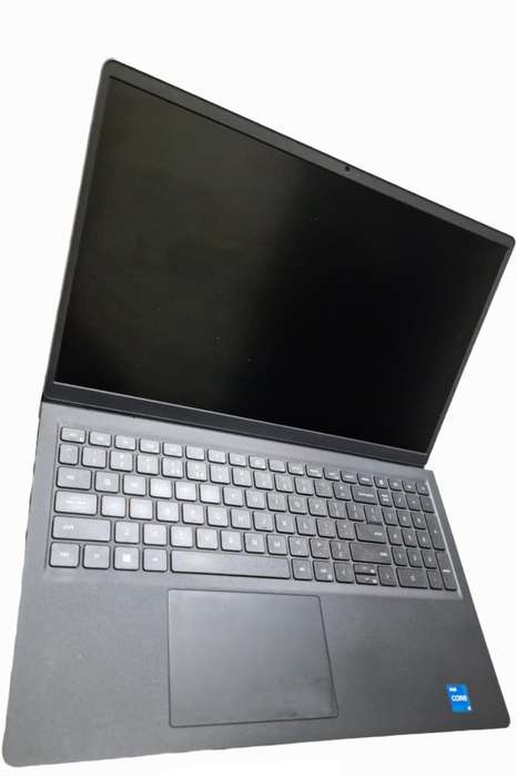 Dell Vostro 3520 15.6-inch Core i5-1135G7 16GB RAM 256GB SSD