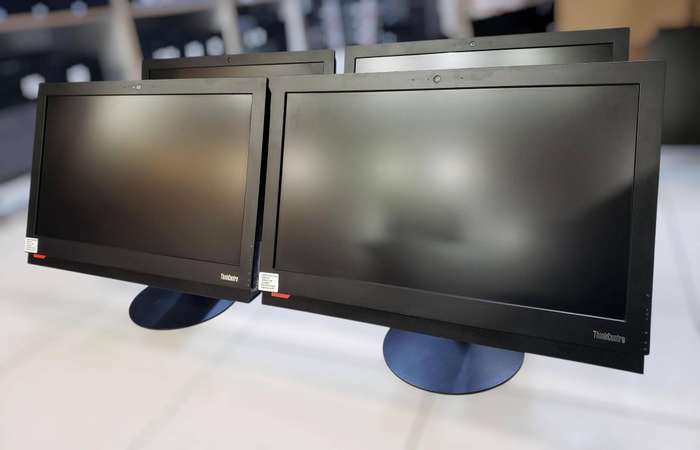 Lenovo ThinkCentre M910z All in One Desktop Intel,Core i5-7th Gen,8GB RAM,1TB HDD,