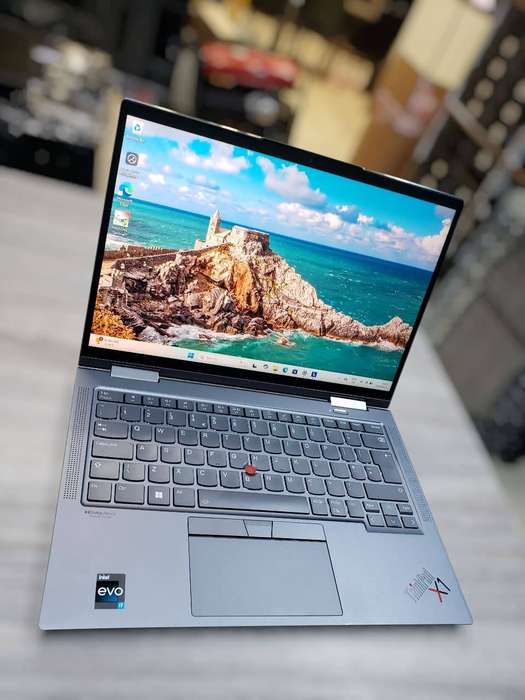 Lenovo ThinkPad X1 Yoga Gen 7,Core i7-1260P,14INCH,Touch,16GB RAM,512GB SSD, Win 11 Pro