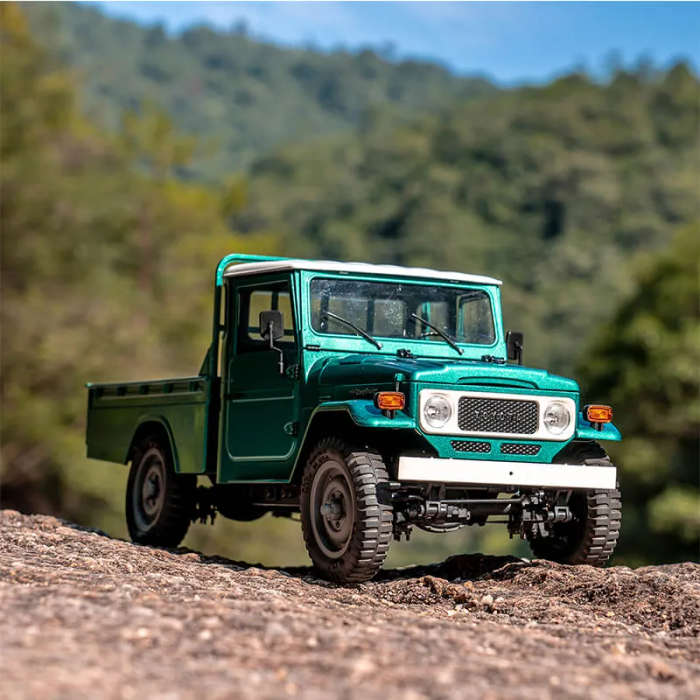 FMS 1/12th Scale Toyota FJ45 Land Cruiser - RTR